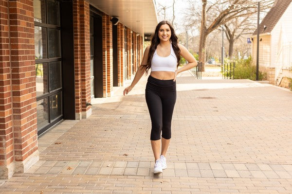 Sleek Pocket Collection - Capri Leggings round 2